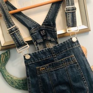 NWOT Gap denim overall shorts